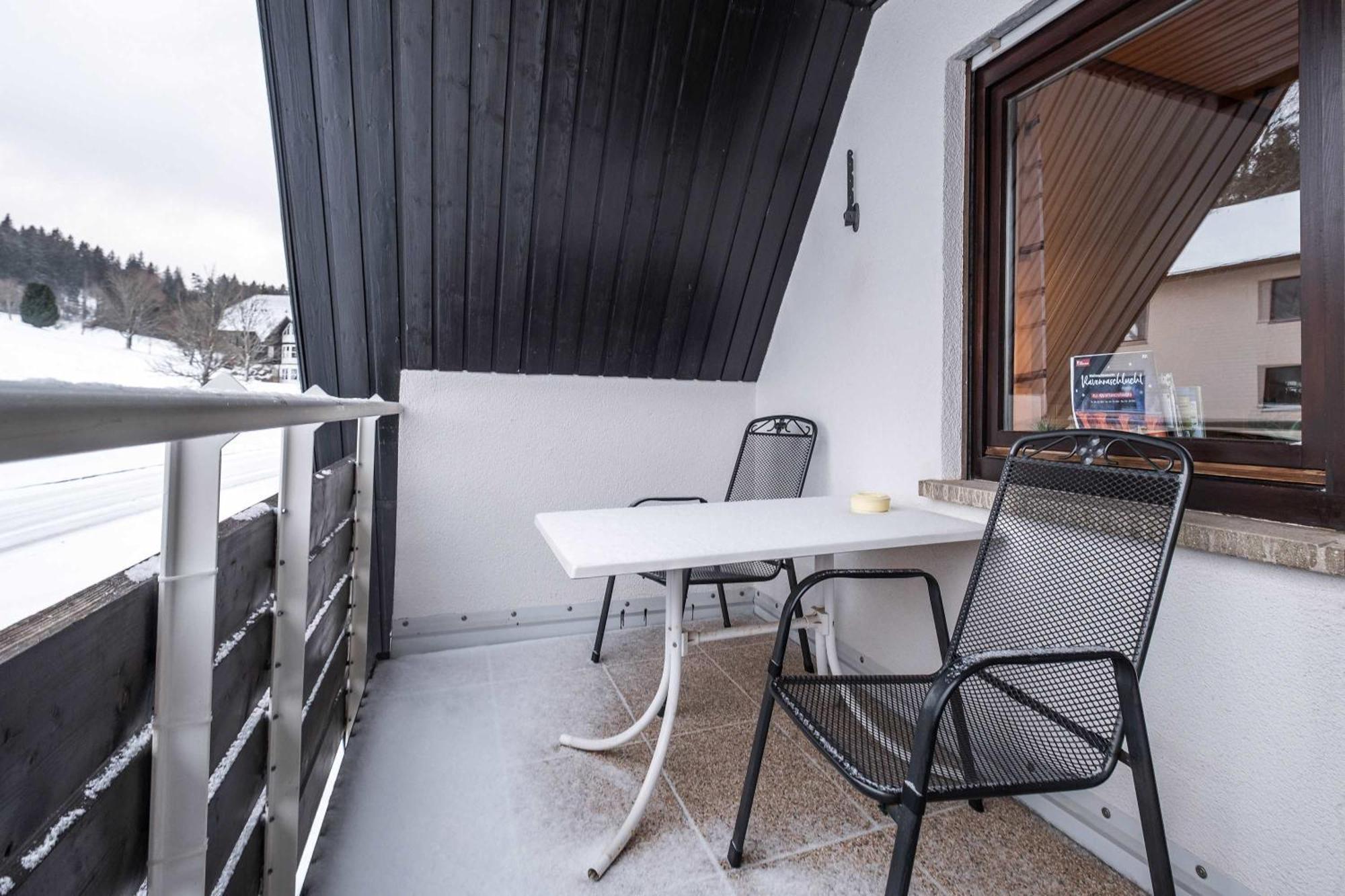 Relaxapartments Black Forest Moments - Maisonette-Wohnung Mit Sonnenbalkon, Schnelles Internet, Naehe Triberger Wasserfaelle, Fuer Bis Zu 4 Personen Schönwalde Esterno foto